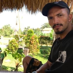 Meet your Posher, Marques